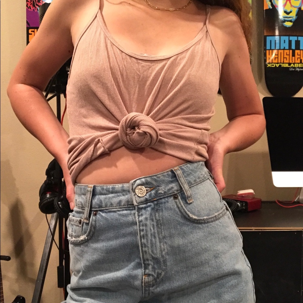 ribbed tank top!